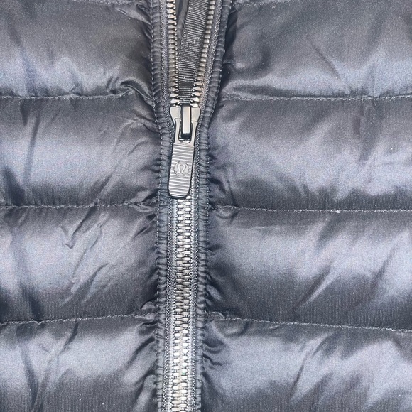 lululemon athletica Brave the Cold Black Puffer Coat - Picture 3 of 6